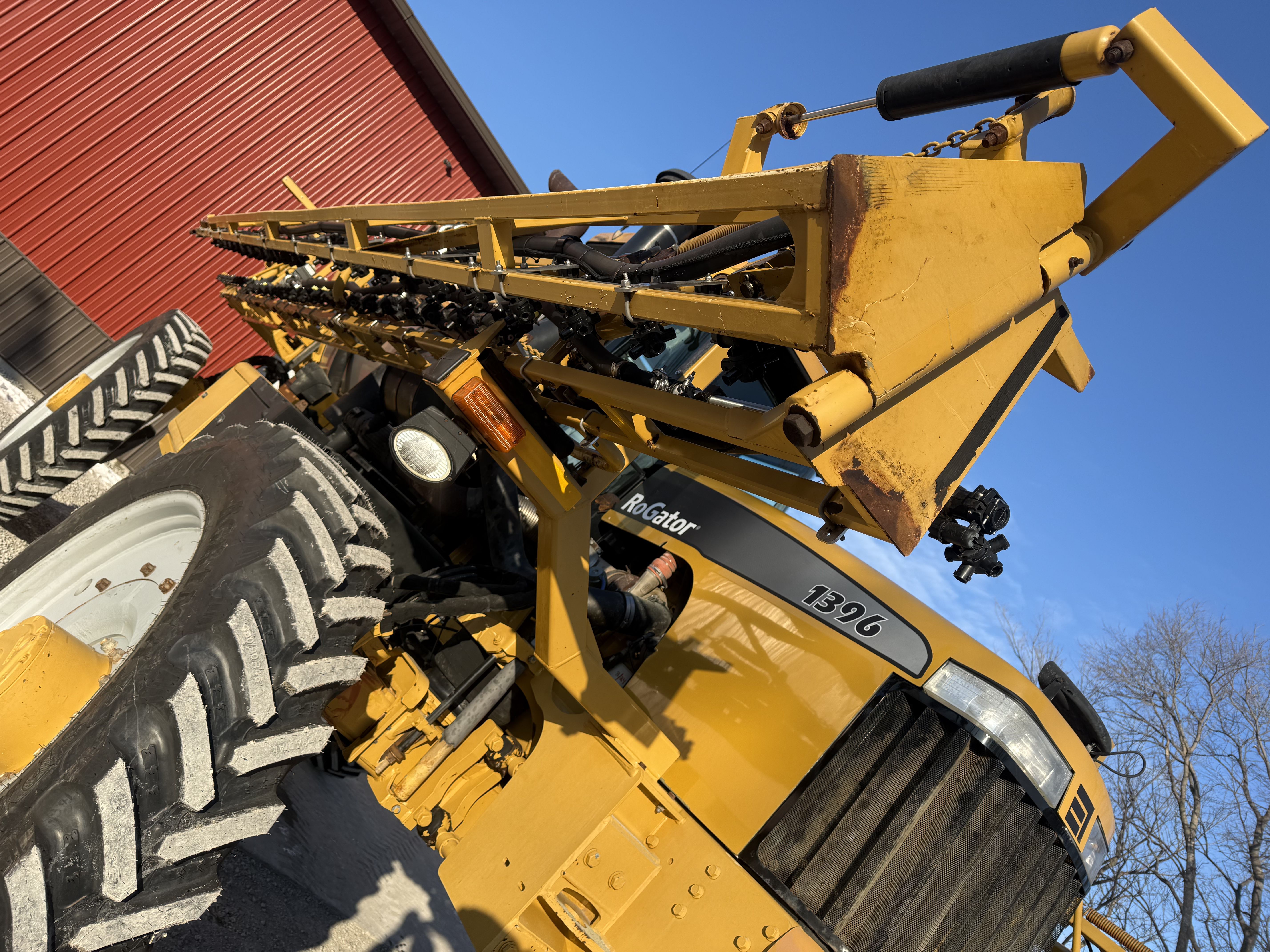 Rogator 1396 Sprayer