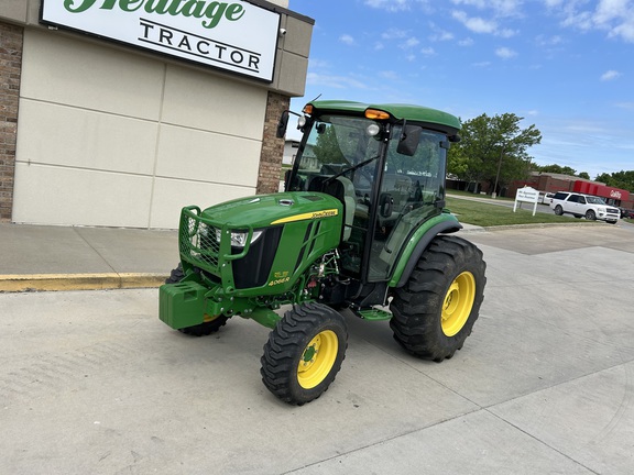 2015 John Deere 4066R