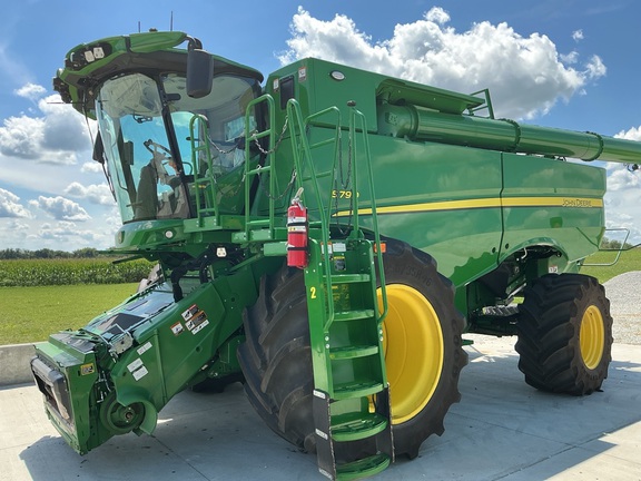 2023 John Deere S790