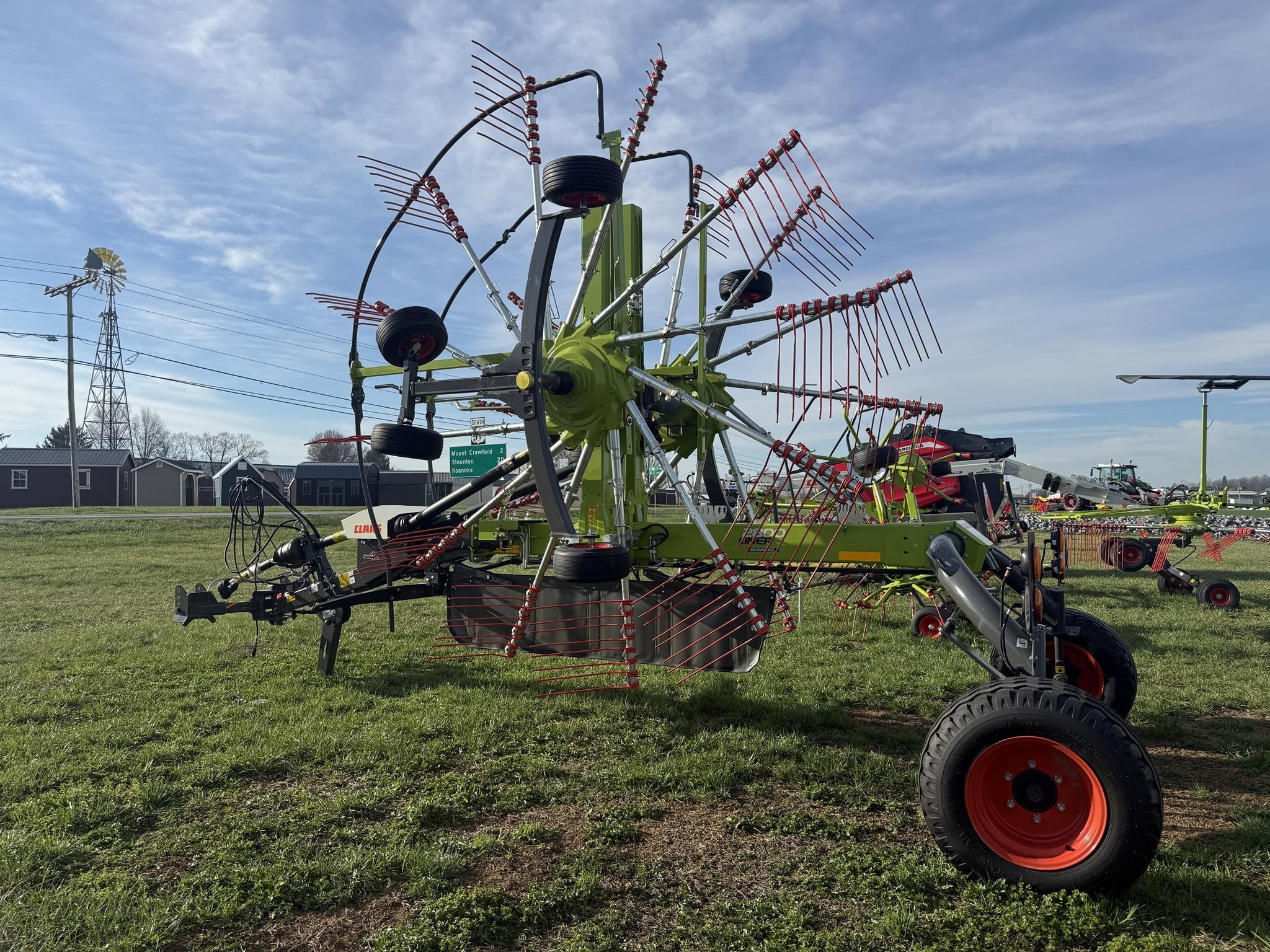 2024 CLAAS LINER 2800 BUSINESS