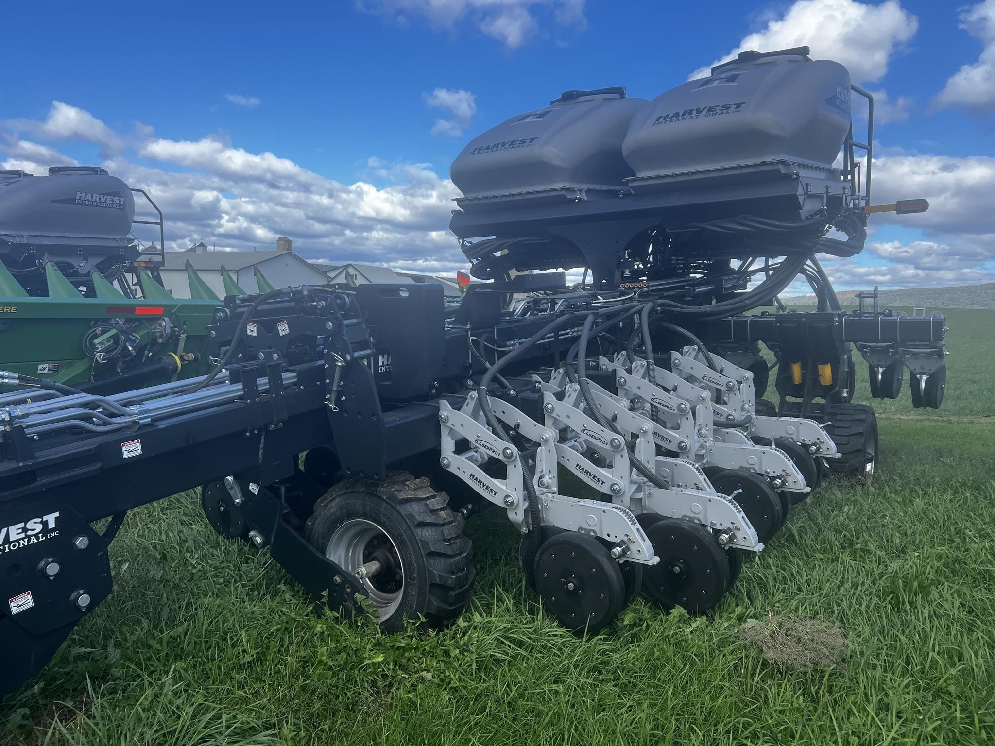 2024 HARVEST INTERNATIONAL PB3015FR