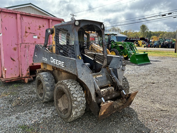 2014 John Deere 320E