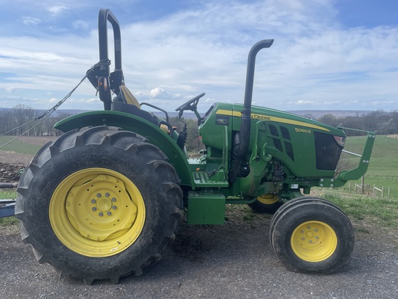 2023 John Deere 5060E