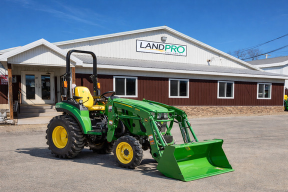 2026 John Deere 2032R
