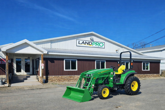 2026 John Deere 2038R