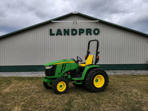 2026 John Deere 3033R