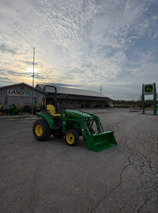 2026 John Deere 2032R