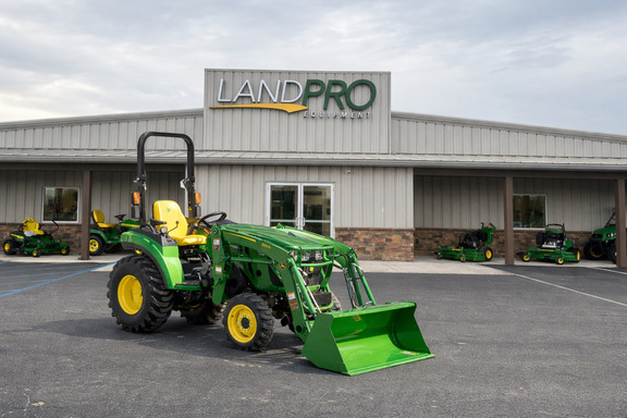 2026 John Deere 2032R