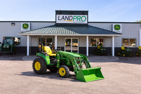 2026 John Deere 2032R