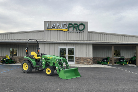 2026 John Deere 2038R