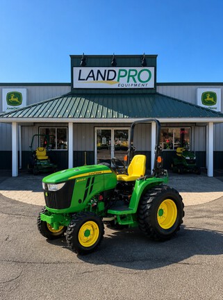 2026 John Deere 3033R