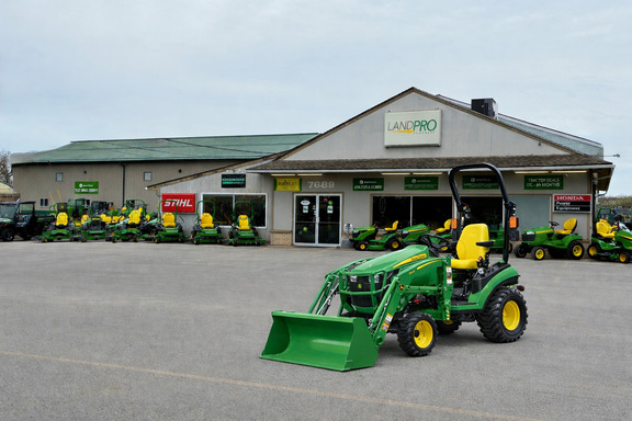 2026 John Deere 1025R