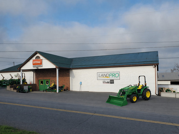2026 John Deere 4052M