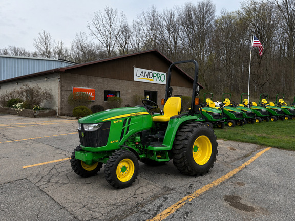2026 John Deere 3033R