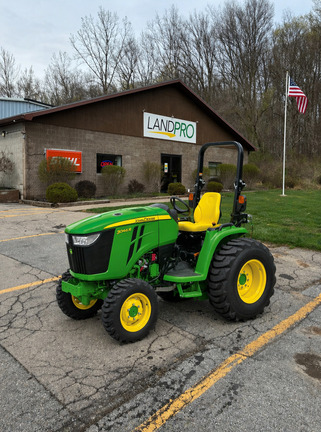 2026 John Deere 3046R
