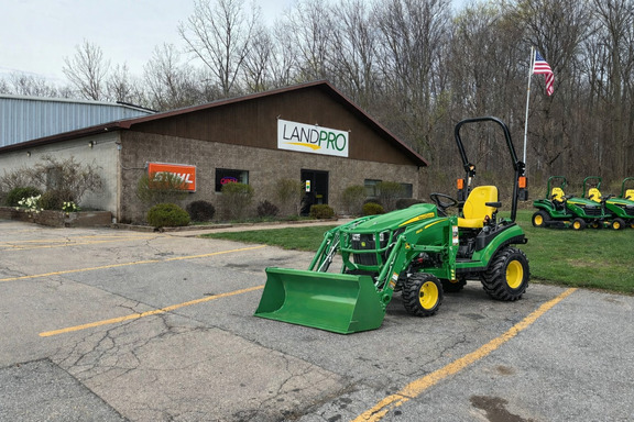 2026 John Deere 1025R
