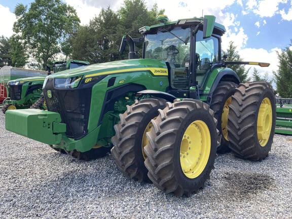2022 John Deere 8R 410