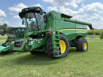 2023 John Deere S770
