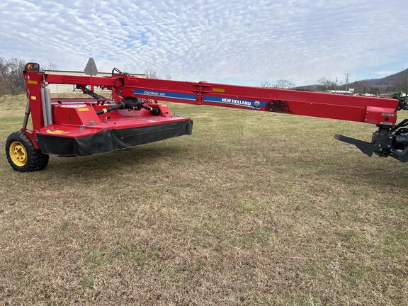 2017 New Holland 310