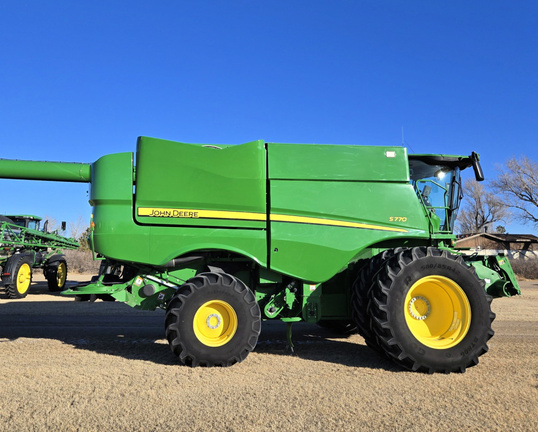 2021 John Deere S770