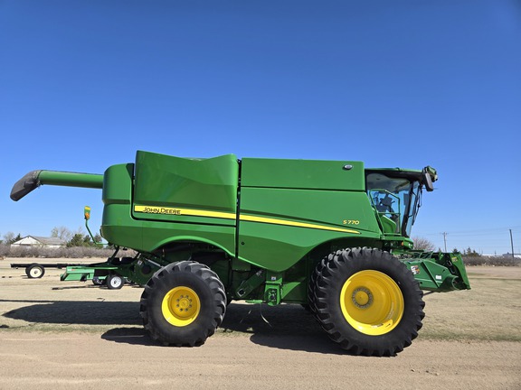 2023 John Deere S770