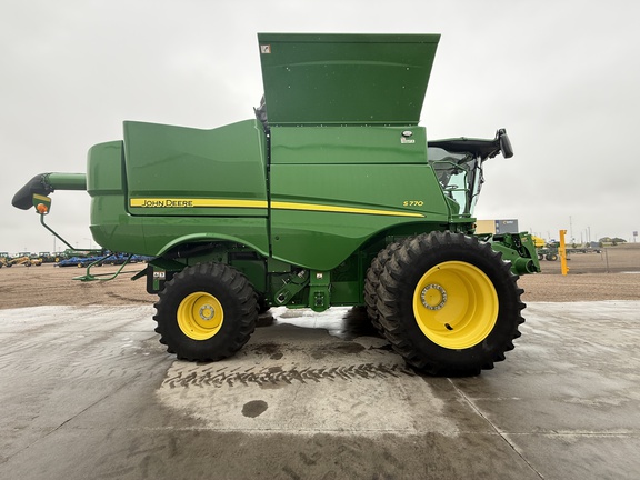 2024 John Deere S770