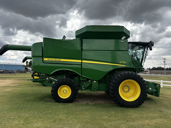 2023 John Deere S770