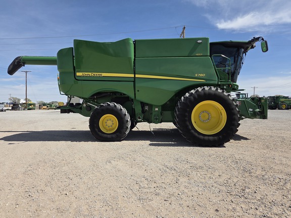 2023 John Deere S780