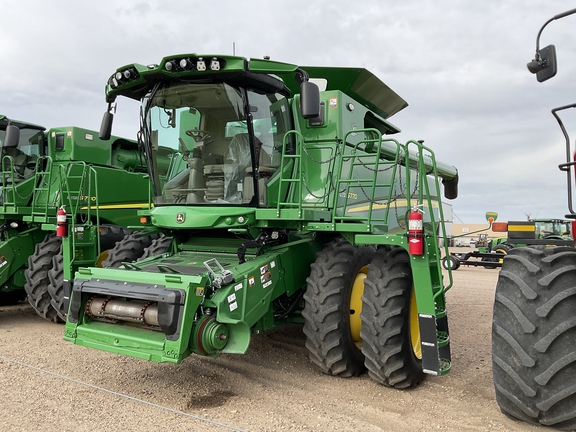 2022 John Deere S770