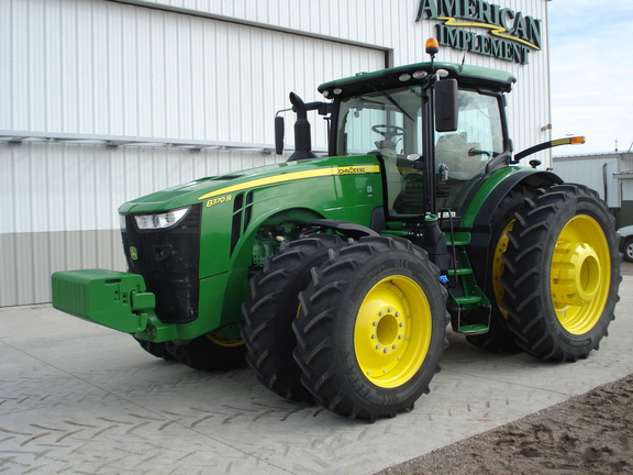2018 John Deere 8370R