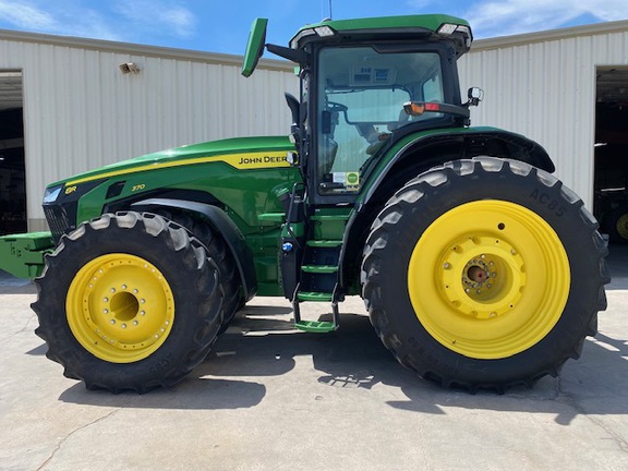2022 John Deere 8R 370
