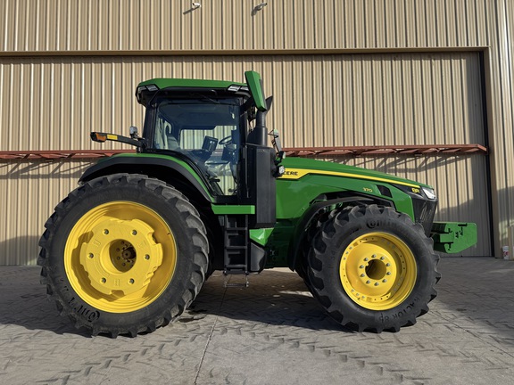2024 John Deere 8R 370