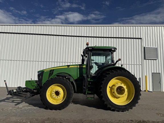2015 John Deere 8370R