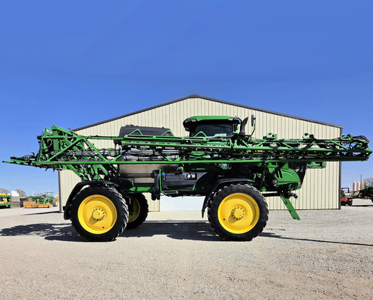 2024 John Deere 412R