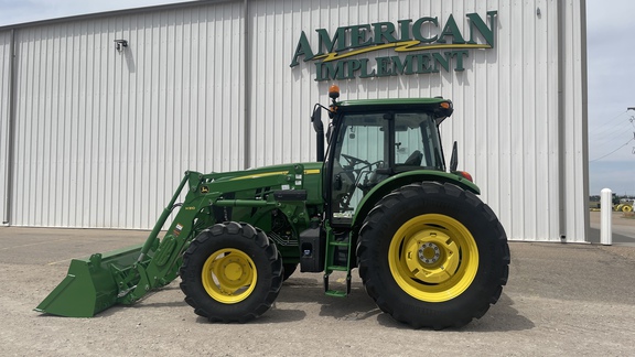 2024 John Deere 6135E