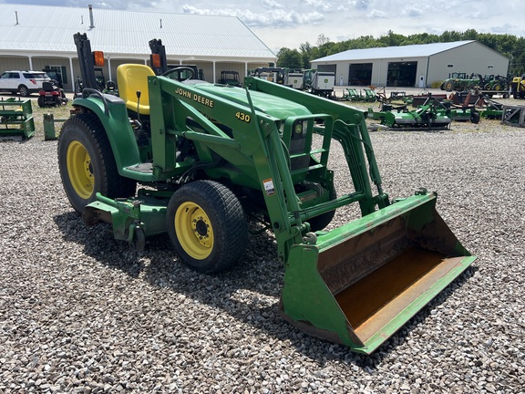 1998 John Deere 30"