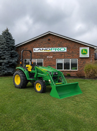 2026 John Deere 4052M