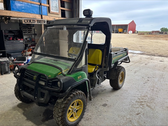 2017 John Deere XUV 825i