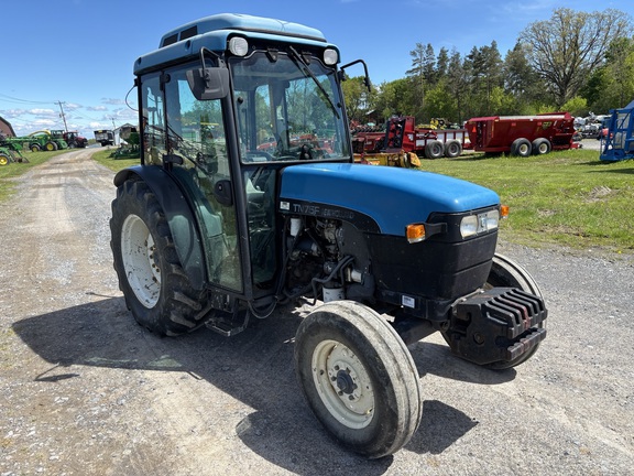 2000 New Holland TN75S
