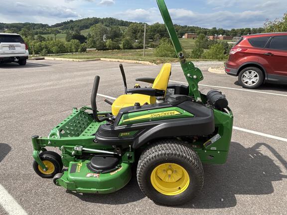 2017 John Deere Z915E