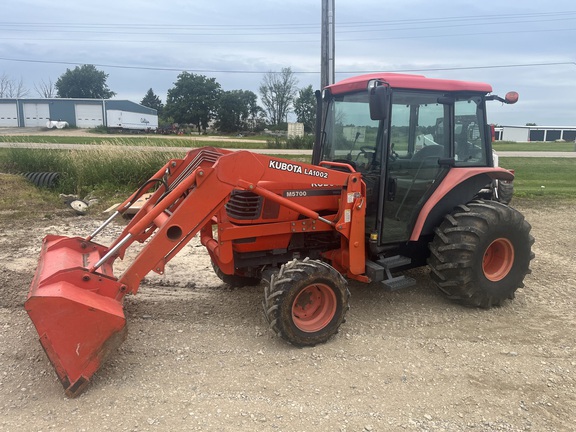 2000 Kubota M5700