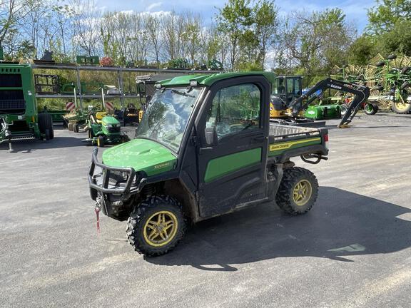 2023 John Deere XUV 835R