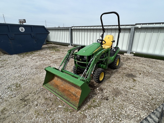 2023 John Deere 1025R