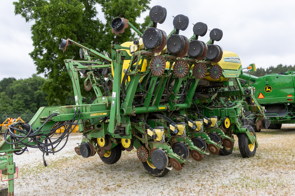 2007 John Deere 1790