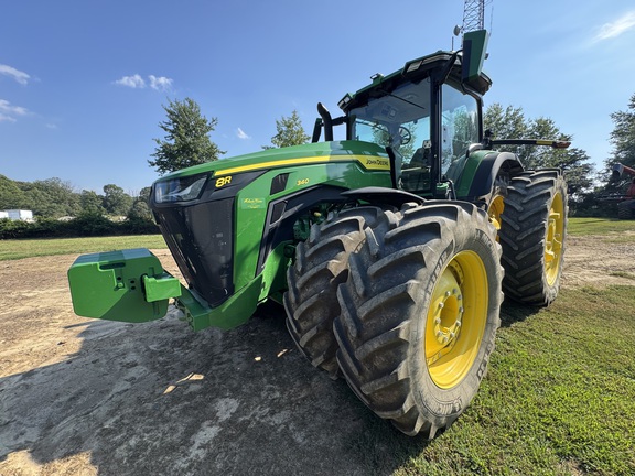 2023 John Deere 8R 340