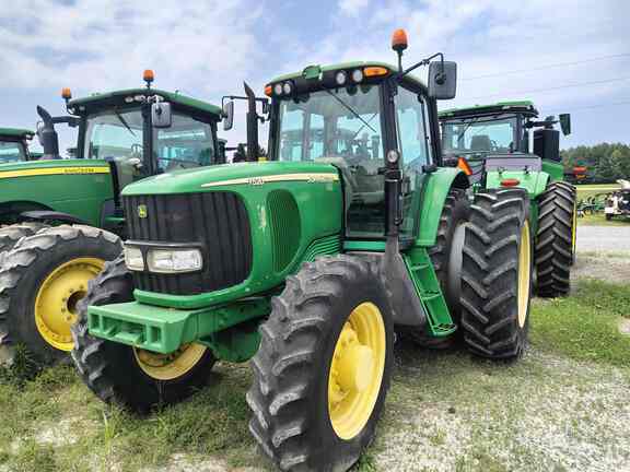 2006 John Deere 7520