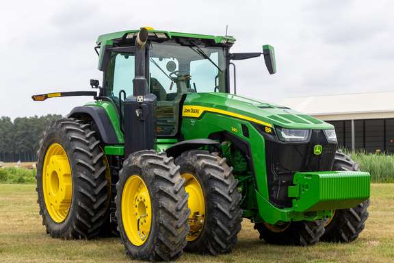 2024 John Deere 8R 340