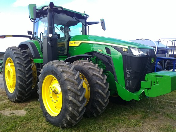 2024 John Deere 8R 340
