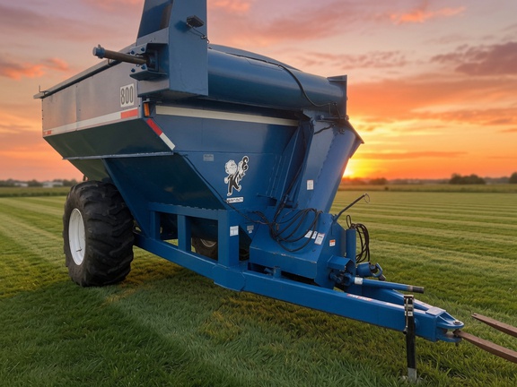 1979 Kinze 800
