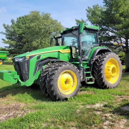 2023 John Deere 8R 410
